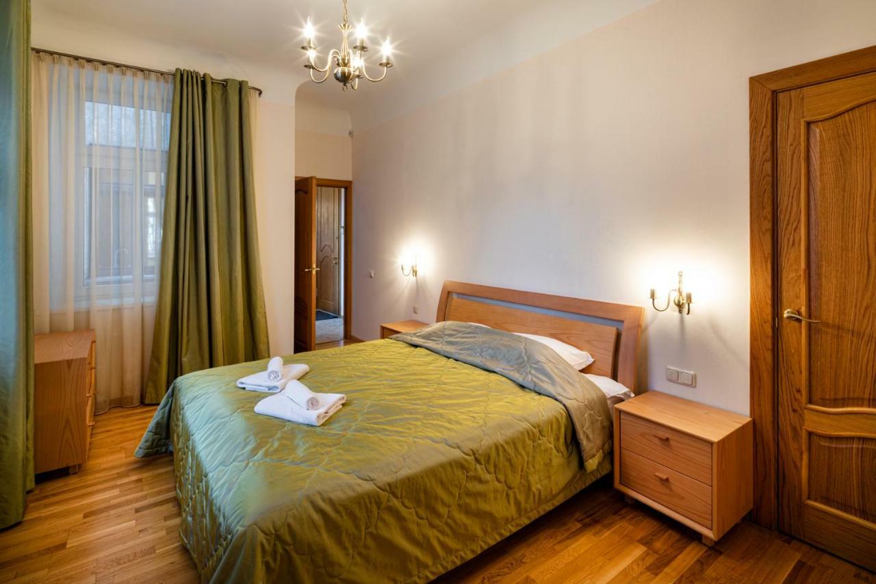 Dzirnavu Street Apartment In City Center Рига Екстер'єр фото